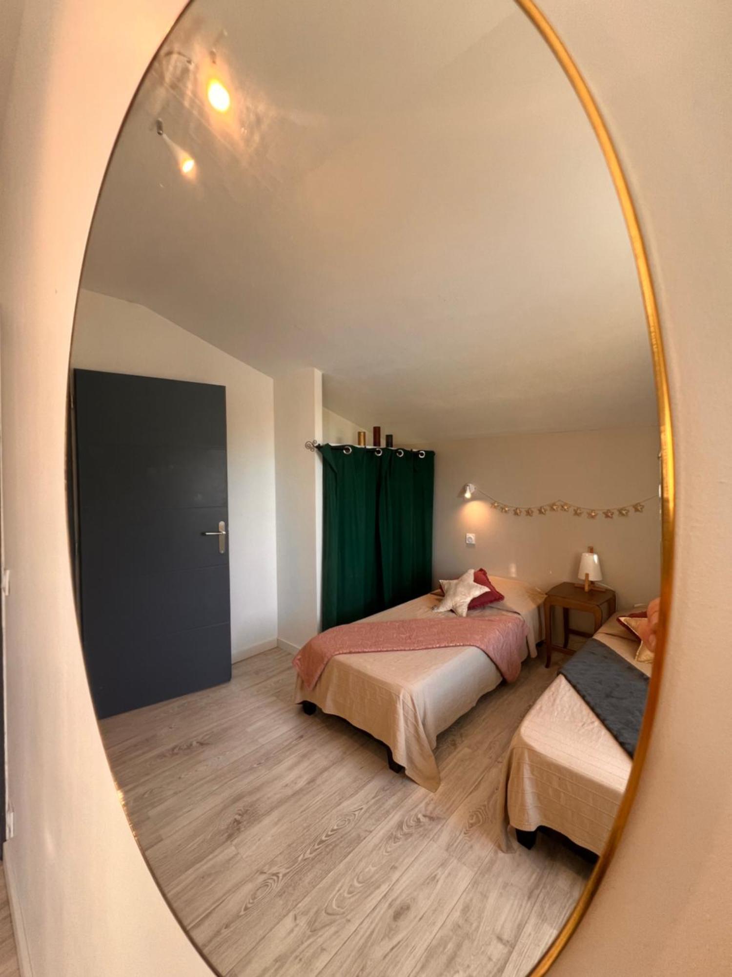Un Petit Coin De Paradis Le Pegue Bagian luar foto